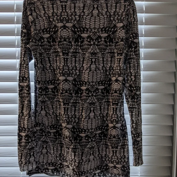 Reversible Longsleeve - Picture 4 of 8